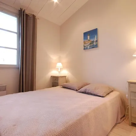 330 Carnot 8 - Plein Centre-village Villa